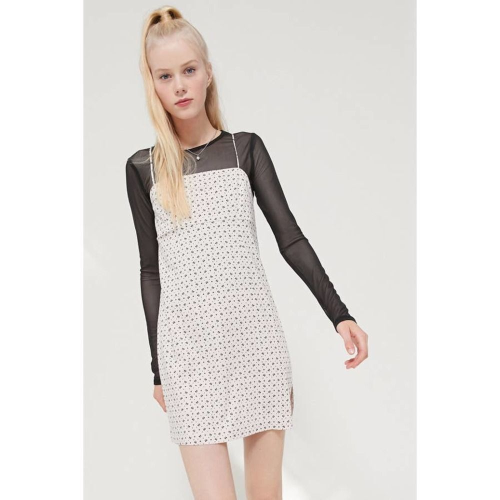 URBAN OUTFITTERS NWT 0 Janie mini dress y2k straight neck floral spaghetti